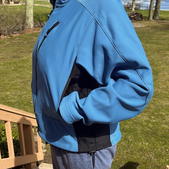 Mobius waterproof, windproof ski jacket L-XL - Picture 2 of 7